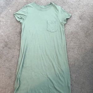 Green pocket knee length dress size small